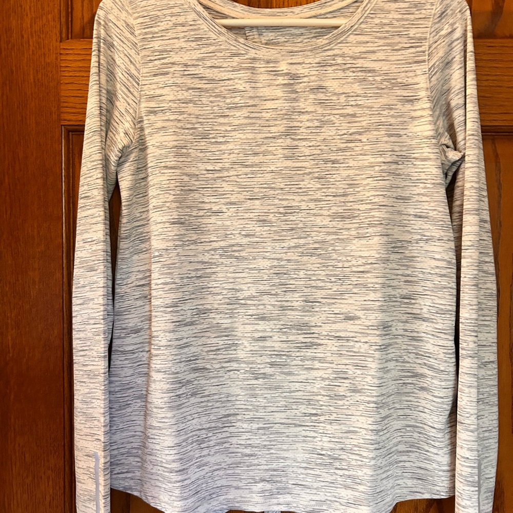 Zyia Women's Gray/White Long Sleeve Top w/Open back